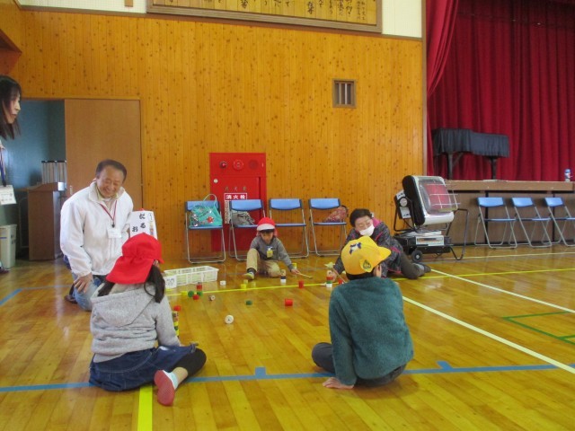 だるま落としはリズムが大事！